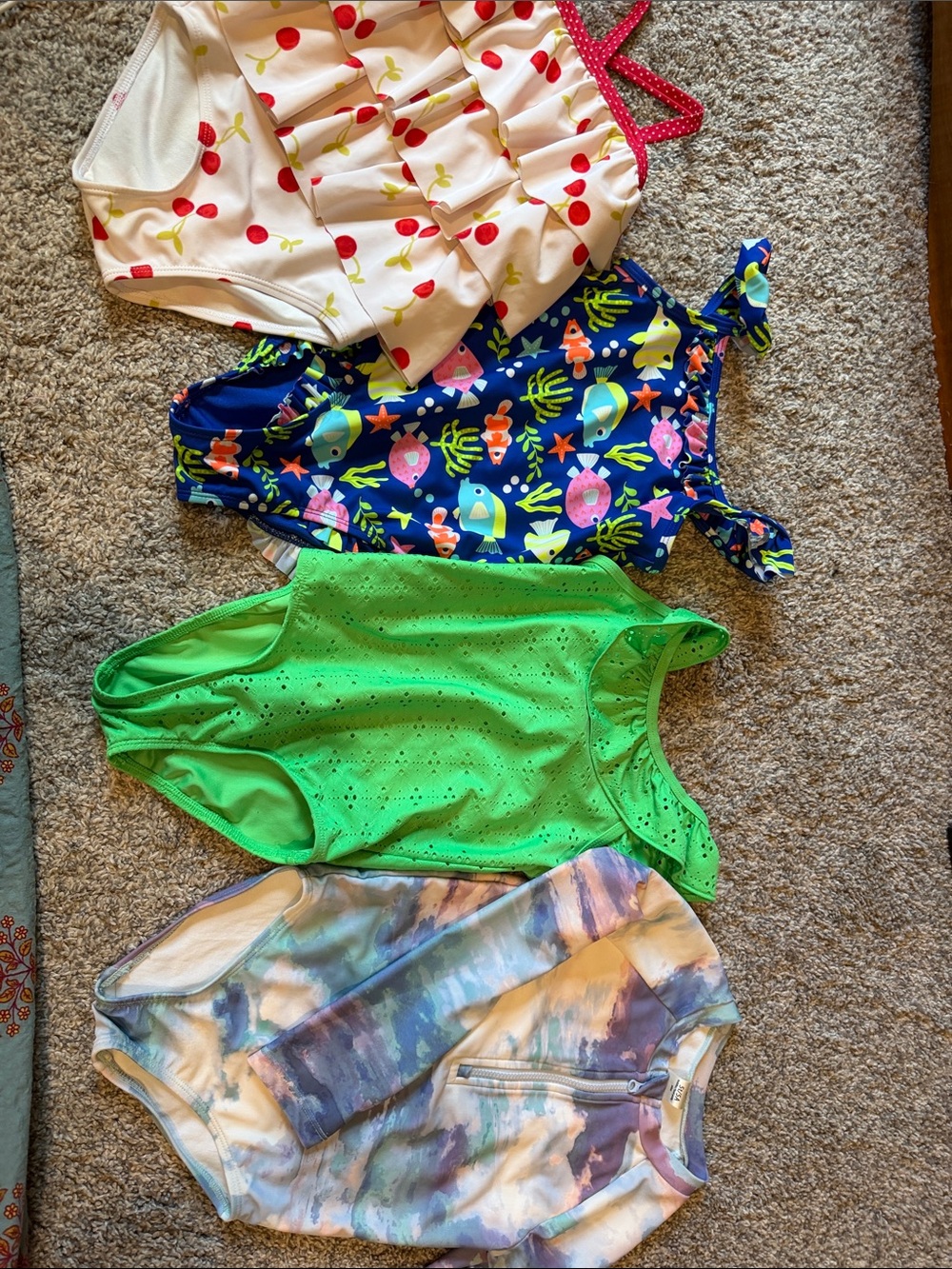 5t Girl swimsuit bundle! 4 swimsuits.